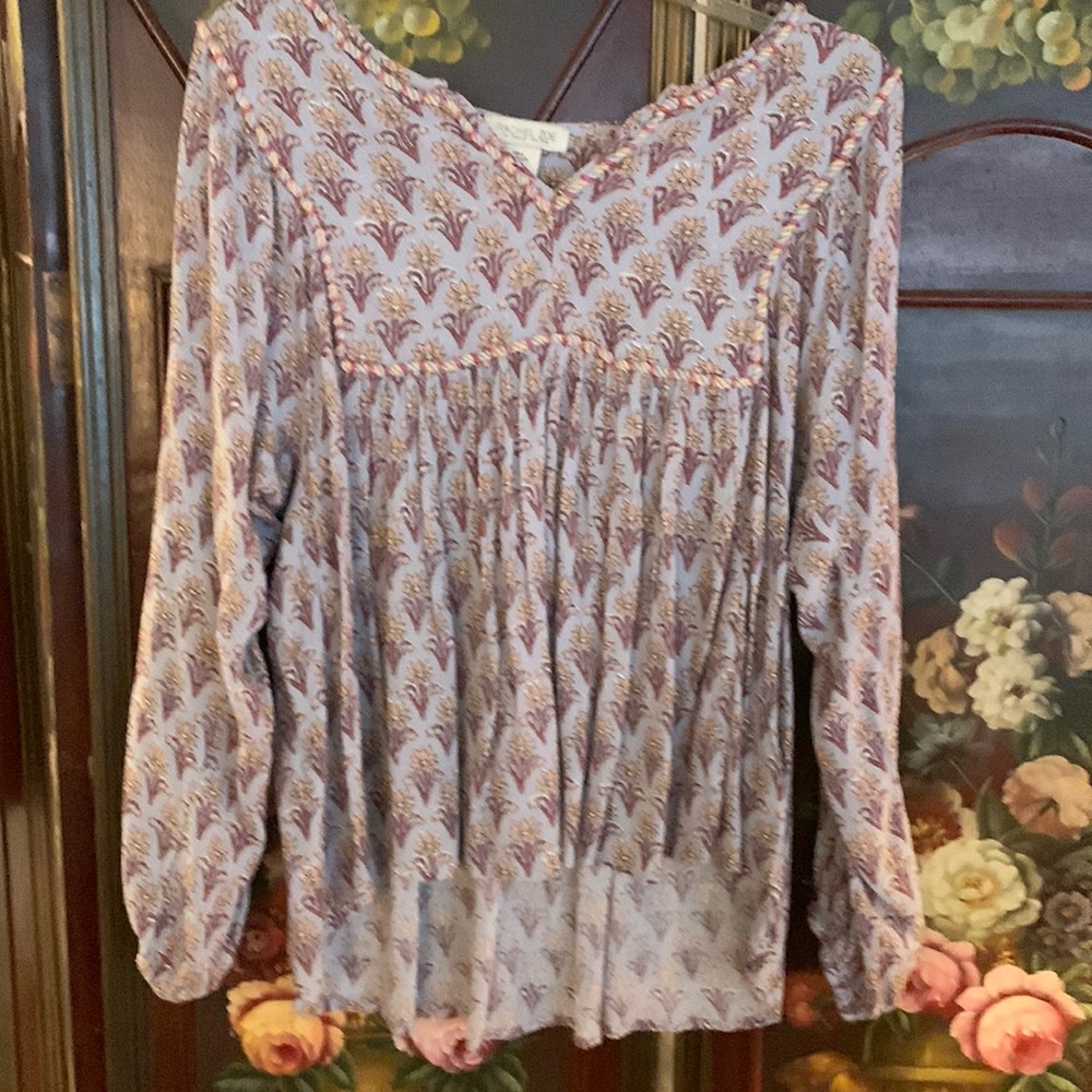 Rachel and Zoe. Peasant blouse